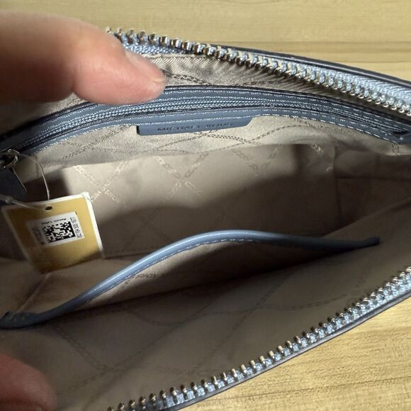 Michael Kors Jet Set Charm LG Dome Body Chambray Light Blue Crossbody Logo Bag - Picture 10 of 10